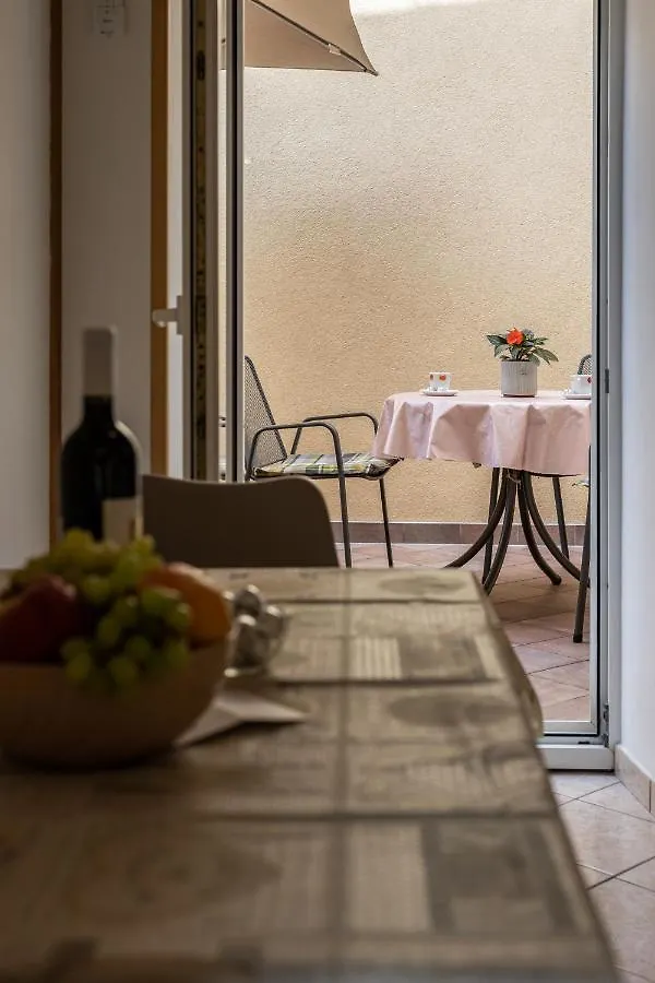 Apartment Apartmani Matic Moscenicka Draga